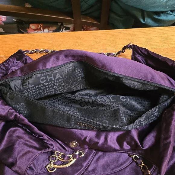 A Beautiful Coco Cabas Purple Satin Tote Bag! - Picture 6 of 16